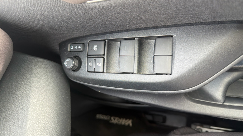 Toyota Yaris Cross 1.5 Hybrid Excel 5dr CVT Hybrid Estate